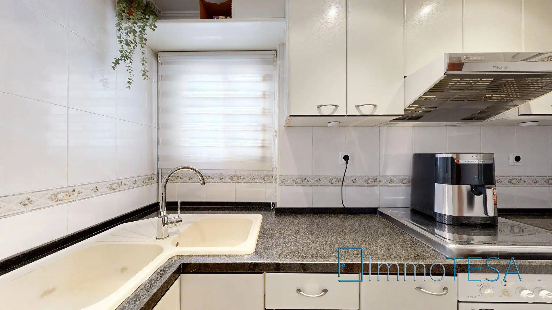 Kitchen of Flat for sale in Sabadell  with Air Conditioner, Heating and Parquet flooring