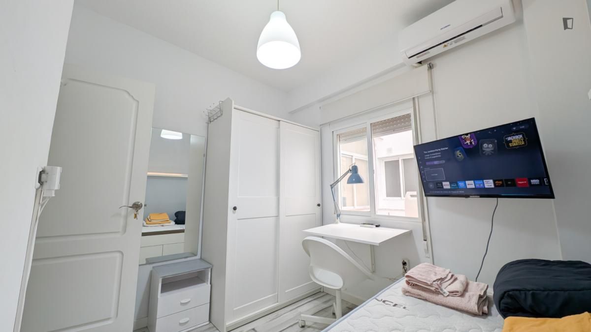 Habitación de Apartamento para compartir en  Córdoba Capital con Aire acondicionado, Calefacción y Amueblado