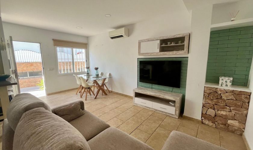 Sala de estar de Apartamento en venta en Níjar con Amueblado