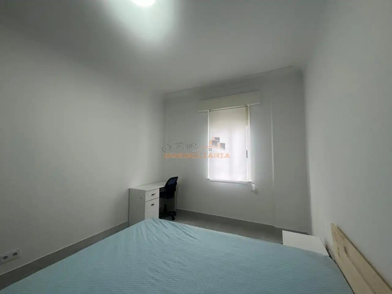 Bedroom of Flat for rent in Ferrol  with Furnished