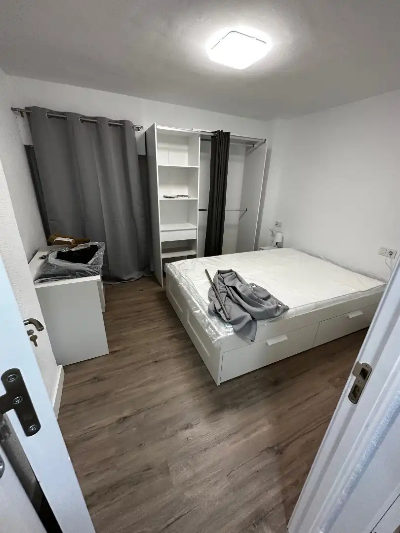Habitación de Piso de alquiler en Córdoba con Aire acondicionado, Parquet y Amueblado