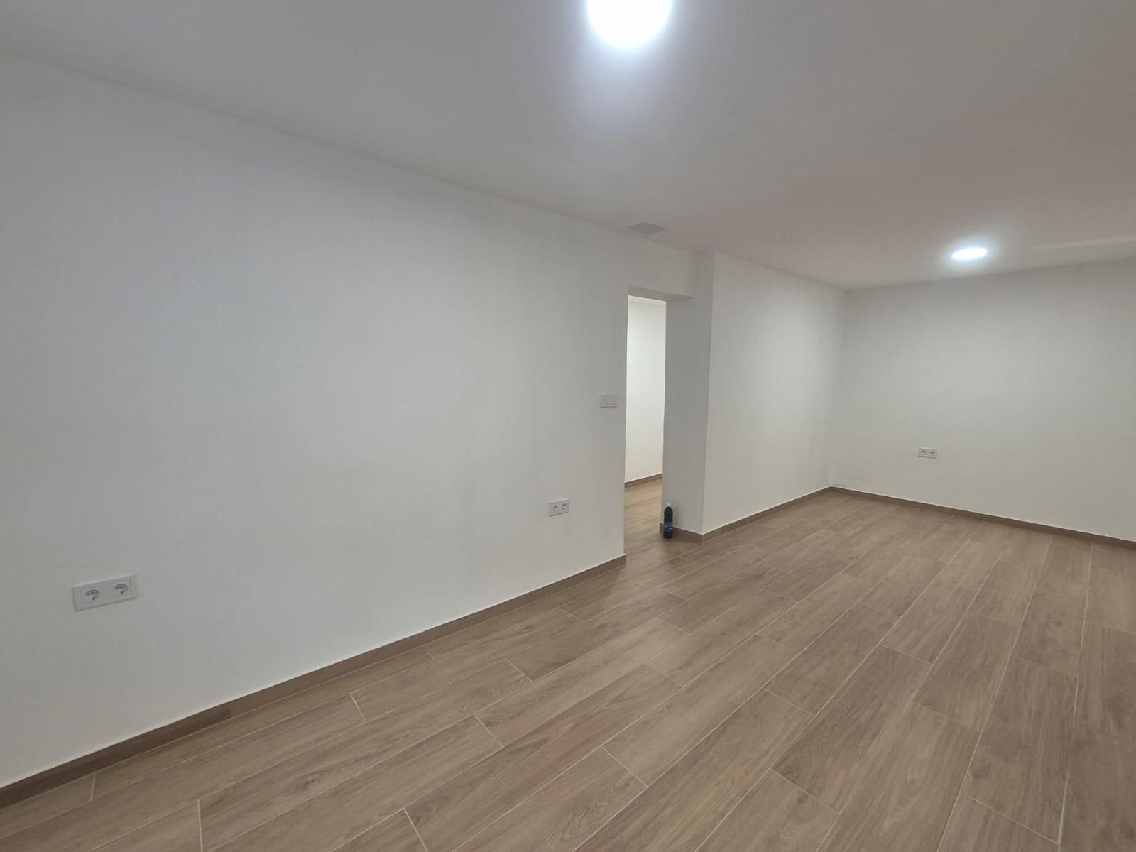 Planta baja for sale in Villena  with Storage room