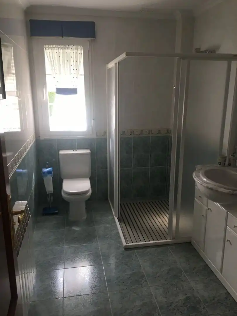 Baño de Casa o chalet en venta en Calzada de Valdunciel con Calefacción, Jardín privado y Terraza