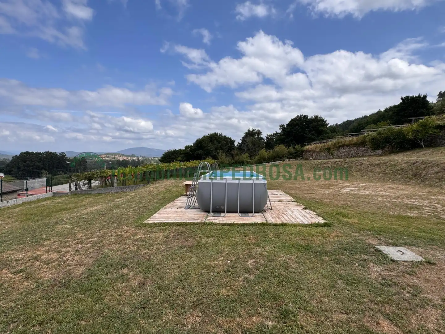 Piscina de Finca rústica en venda en Moraña