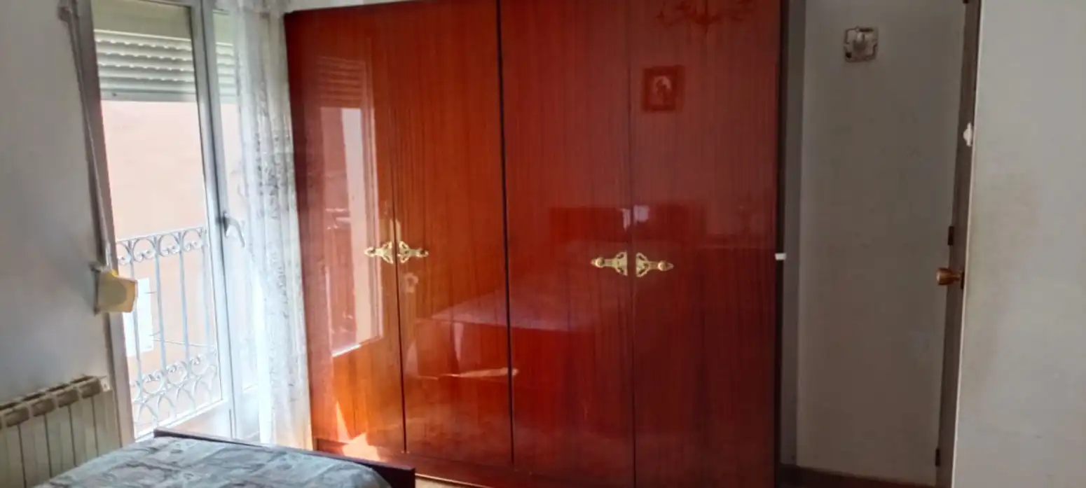 Dormitori de Casa o xalet en venda en Viguera amb Calefacció, Terrassa i Balcó