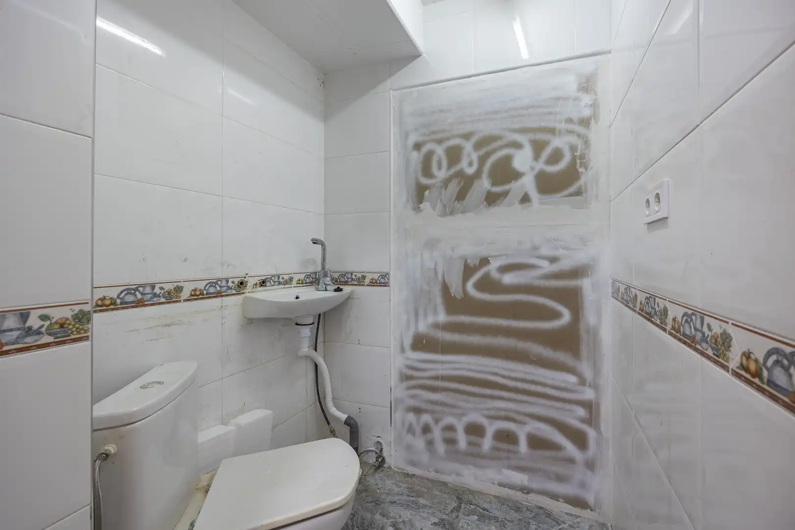Bathroom of Attic for sale in Benidorm