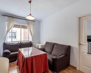 Dormitori de Pis en venda en  Granada Capital amb Parquet, Terrassa i Rentadora