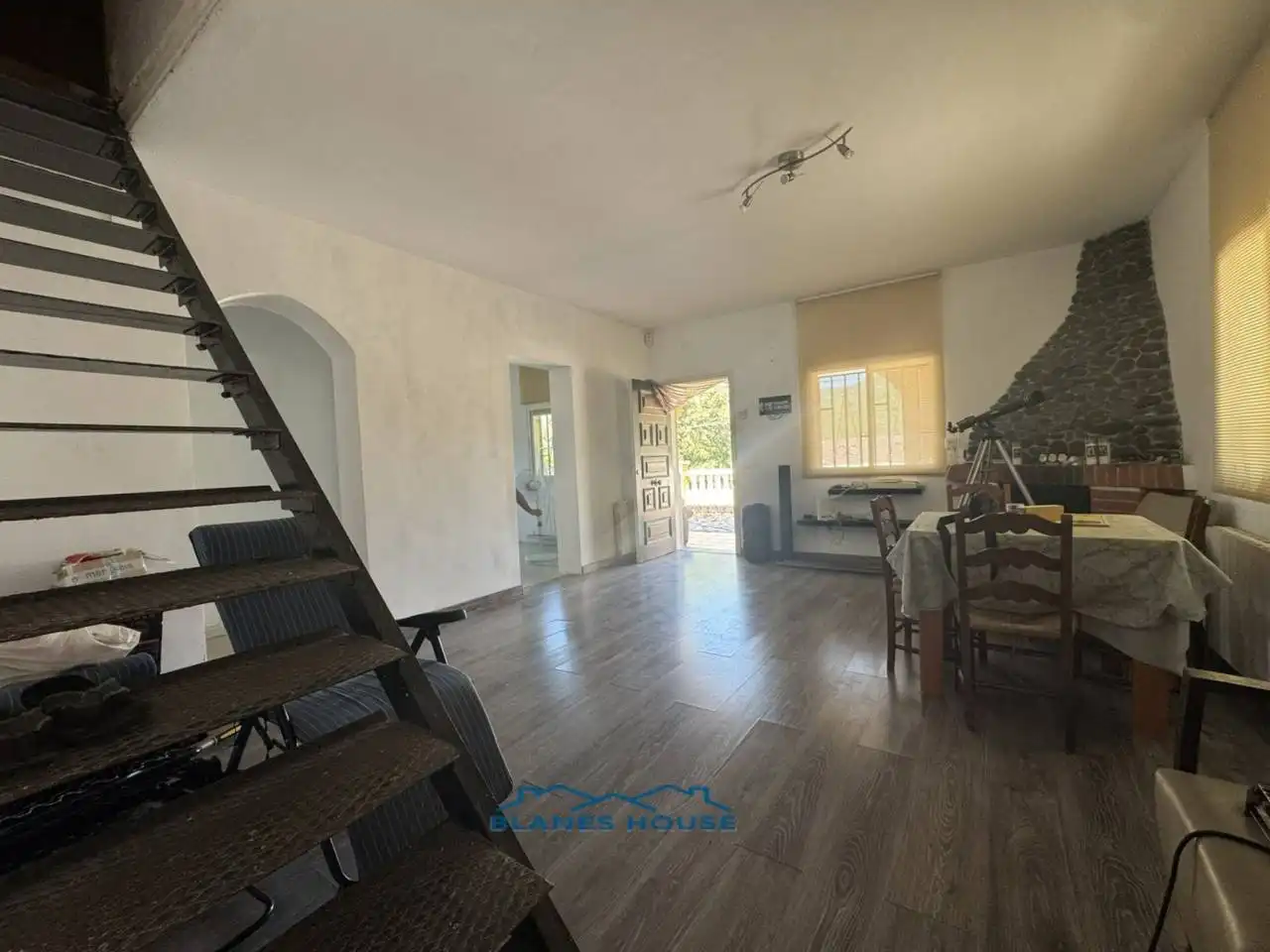 Casa con piscina en venta en Avenida Argimont 0, imagen 11