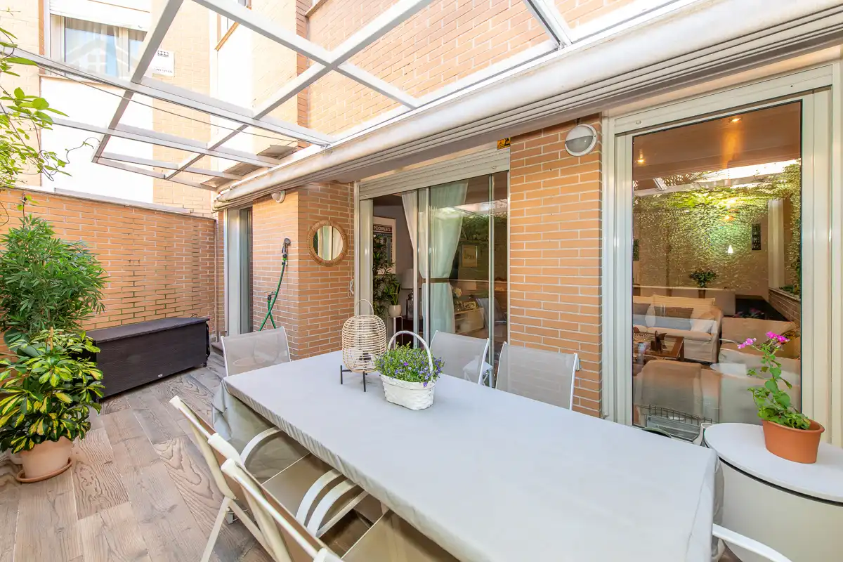 Terrace of Ground floor for sale in La Moraleja  with Air Conditioner, Heating and Private garden