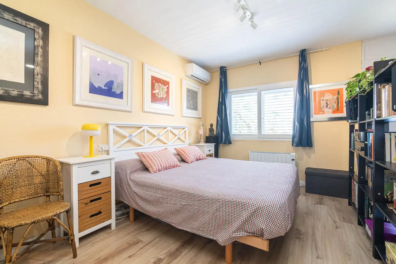 Habitación de Casa o chalet en venta en Santa Pola con Aire acondicionado, Terraza y Piscina comunitaria