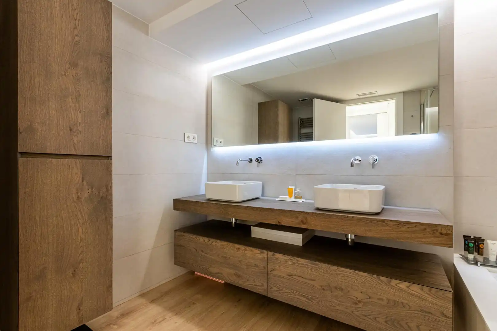 Baño de Piso en venta en Manresa con Calefacción, Parquet y Terraza