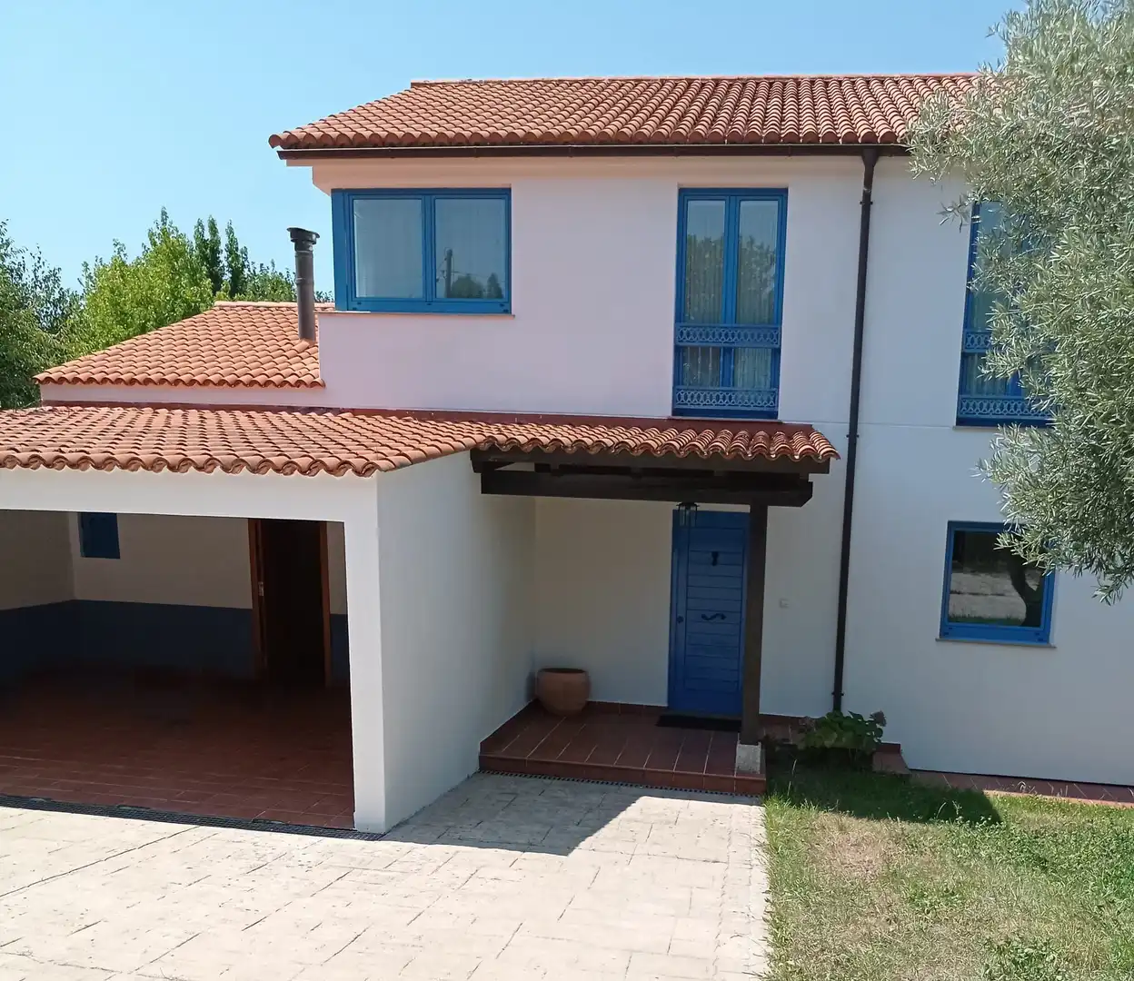 Exterior view of Houses for sale in Miño  with Heating, Parquet flooring and Storage room