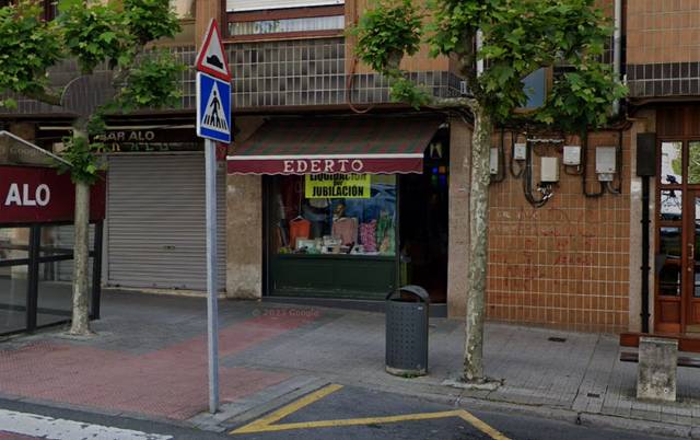 Local comercial en Alquiler en avenida San Antonio en Etxebarri