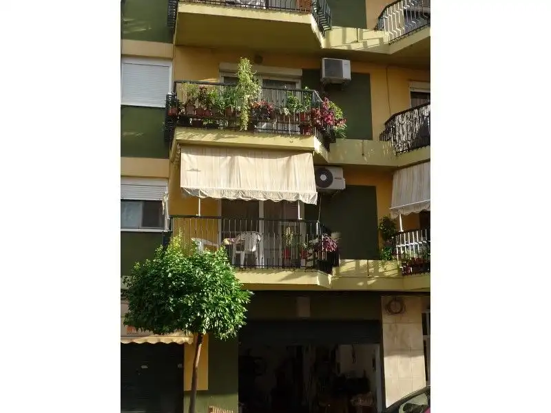 Business premises for sale in Casc Urbà, imagen 4