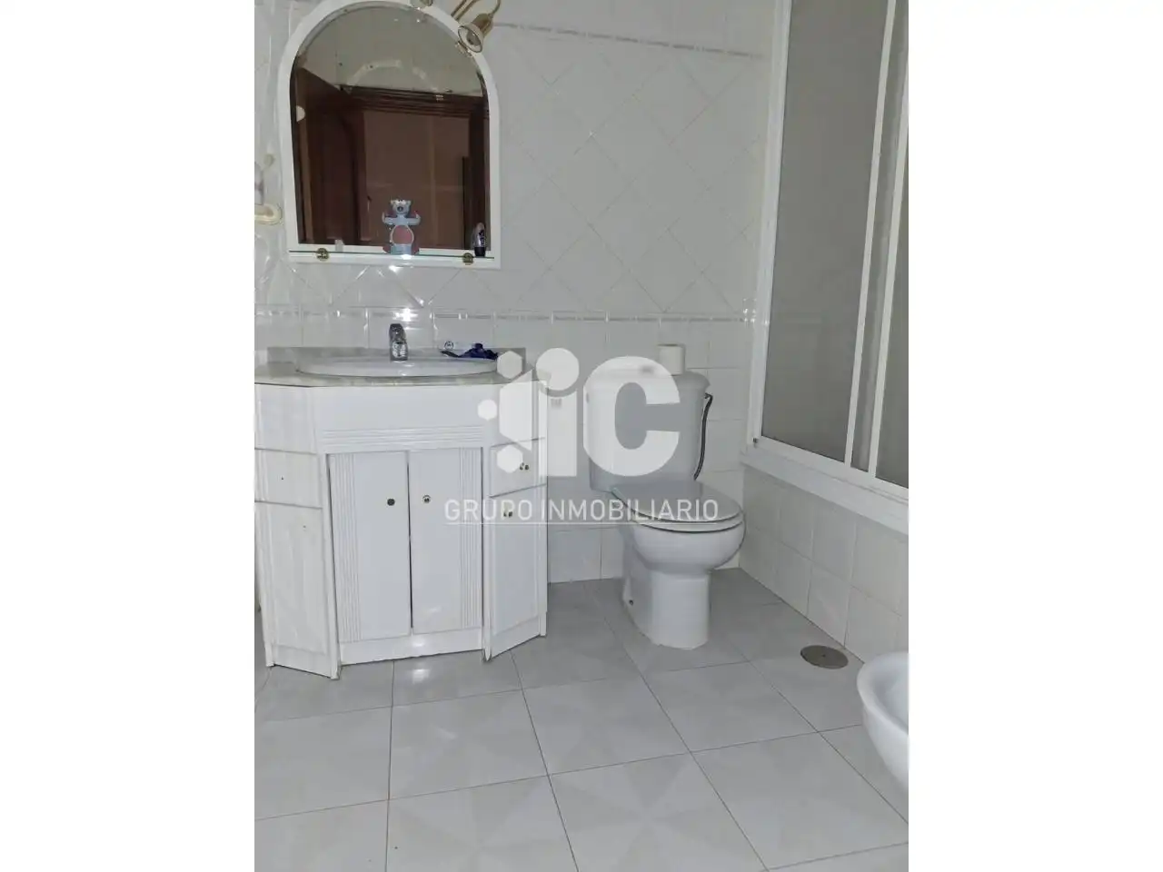 Bathroom of Flat for sale in Baena