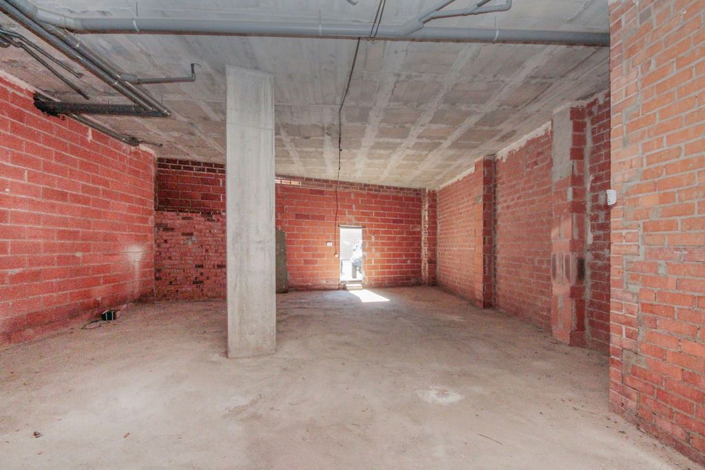 Premises for sale in Badalona