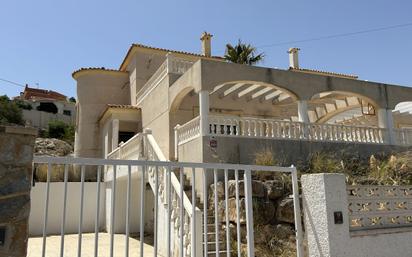 Exterior view of Single-family semi-detached for sale in El Campello  with Terrace