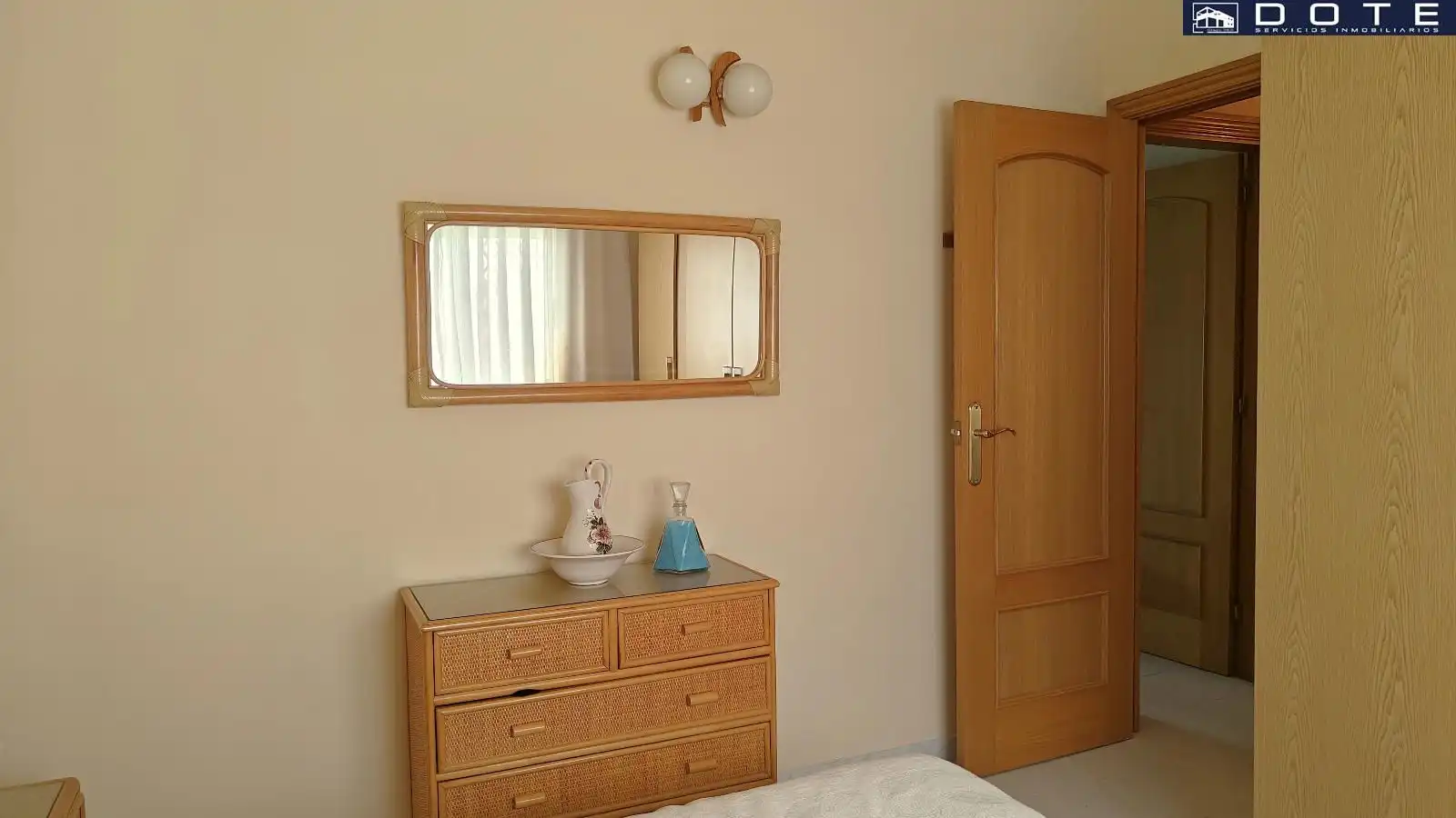 Habitación de Casa adosada en venta en Creixell con Terraza, Trastero y Alarma