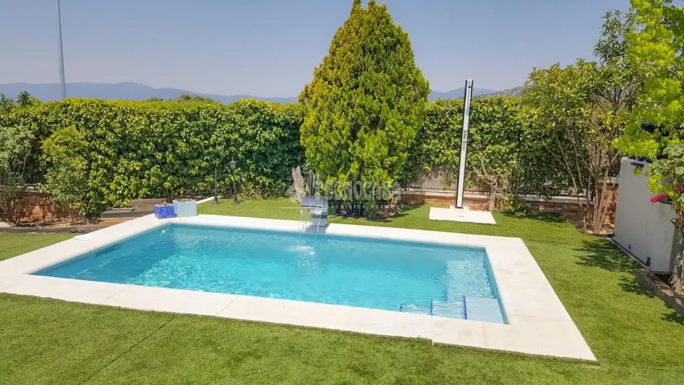 Swimming pool of Detached homes for sale in Collado Villalba  with Air Conditioner, Heating and Terrace