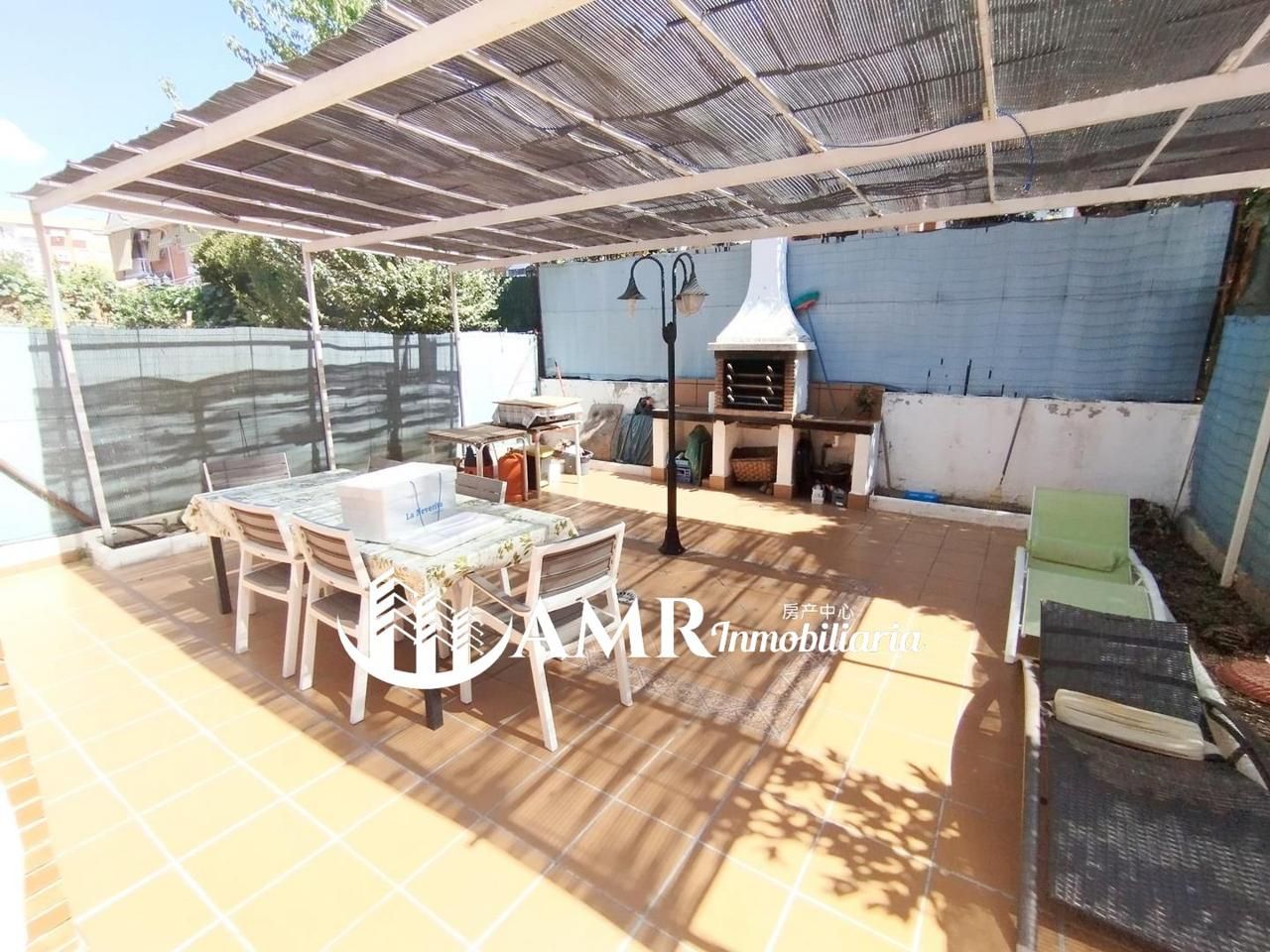 Terrace of Single-family semi-detached for sale in Parla  with Air Conditioner, Heating and Private garden