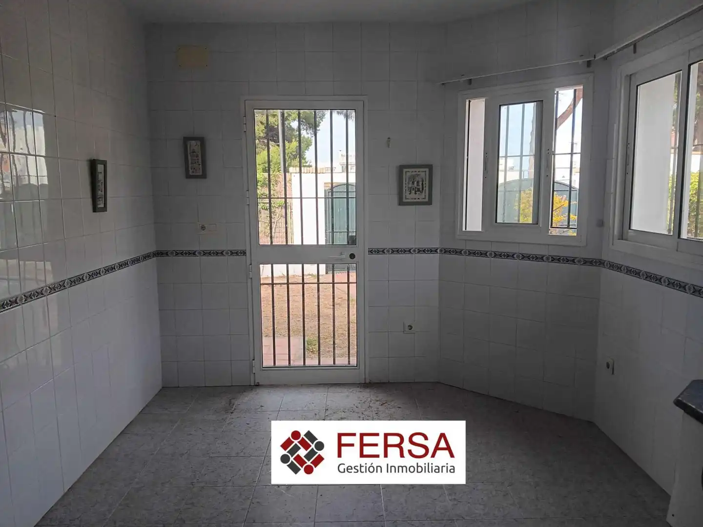 Exterior view of Houses for rent in El Puerto de Santa María  with Air Conditioner