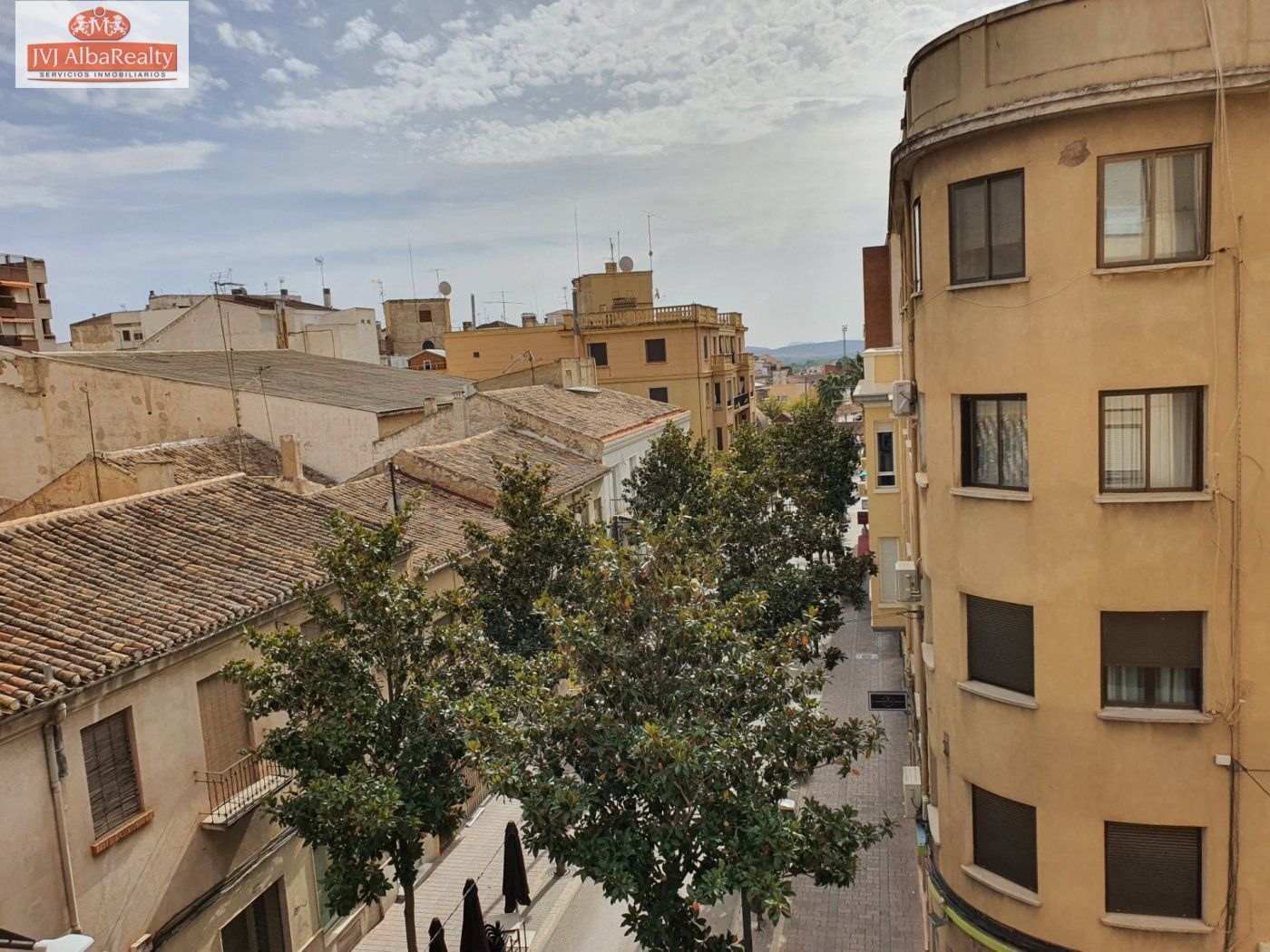 Vista exterior de Piso en venta en Hellín con Calefacción y Balcón