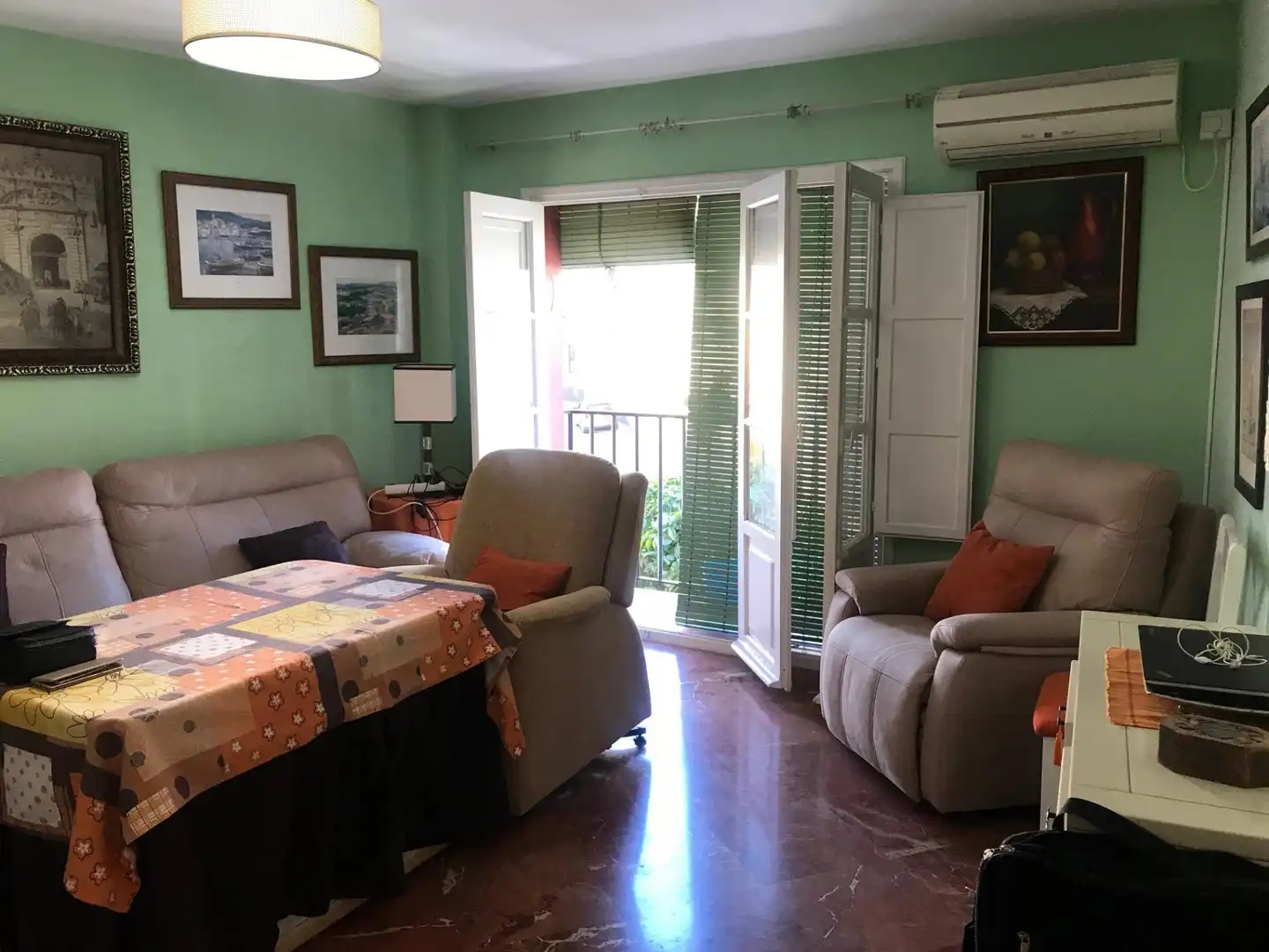 Wohnzimmer von Wohnung zur Miete in Sevilla mit Klimaanlage, Terrasse und Möbliert