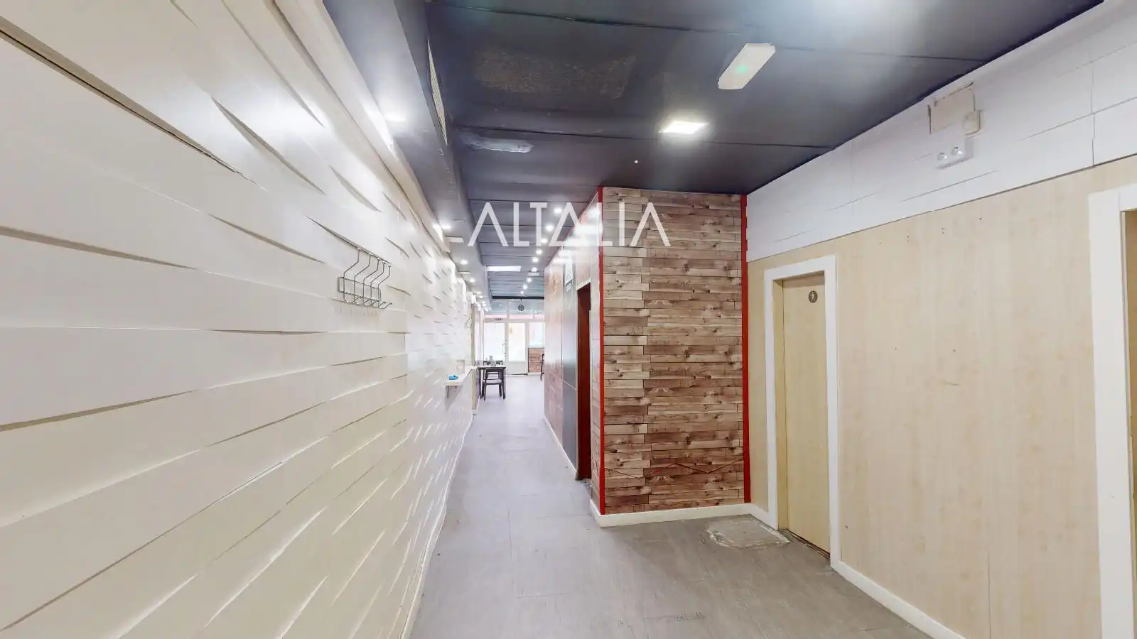 Local en venta en Cuenca con Aire acondicionado