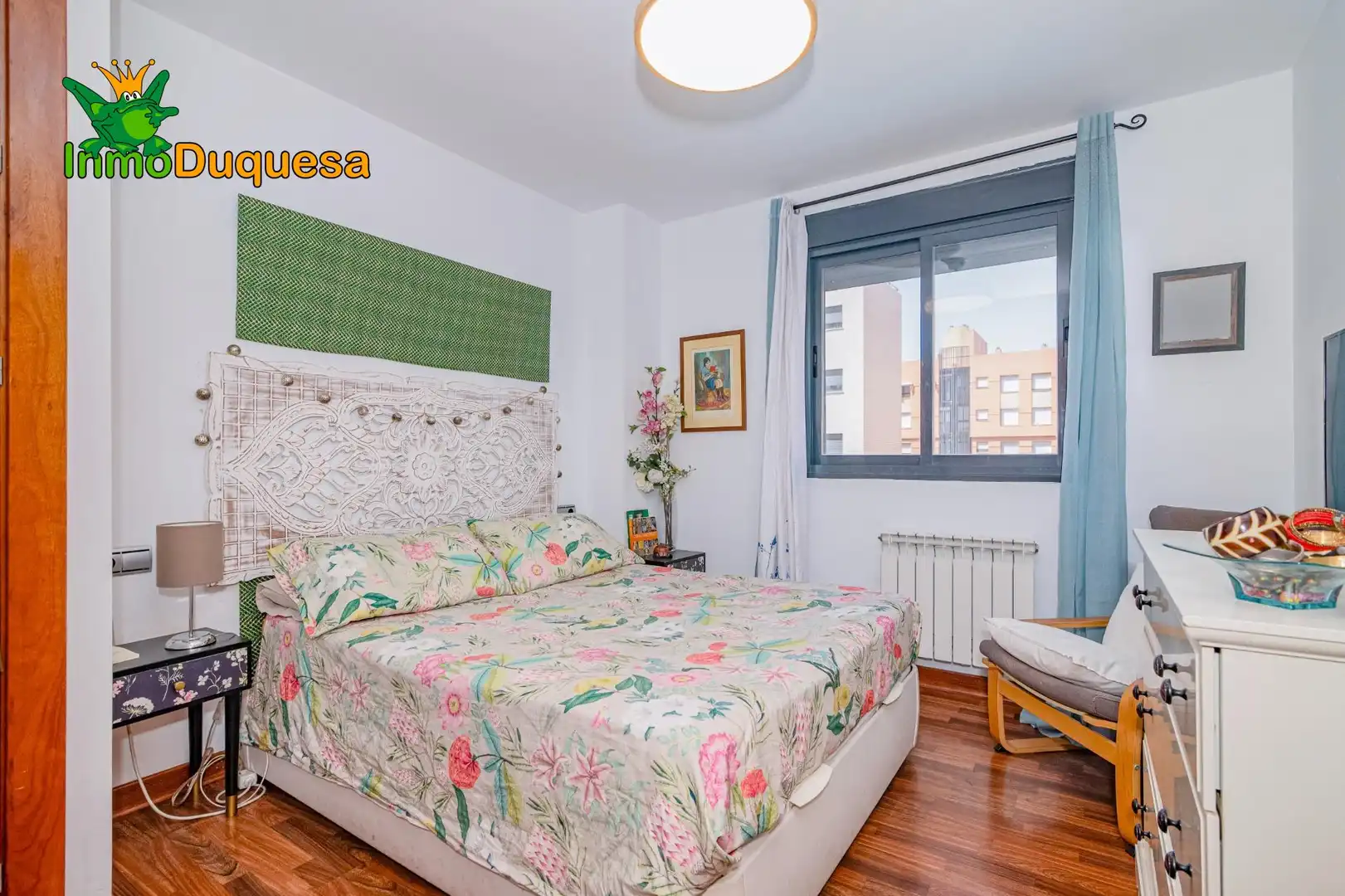 Habitación de Piso en venta en Granada con Aire acondicionado, Calefacción y Jardín privado