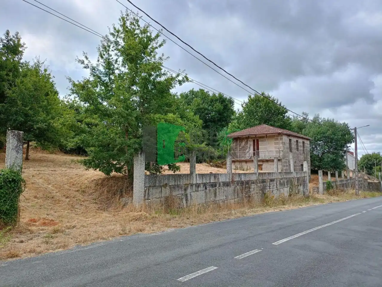 Chalet con jardín en venta en Amoeiro, imagen 3
