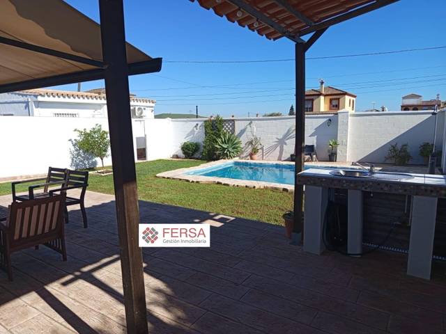 Casa-chalet en Venta en Carretera de Sanlúcar - Sudamérica