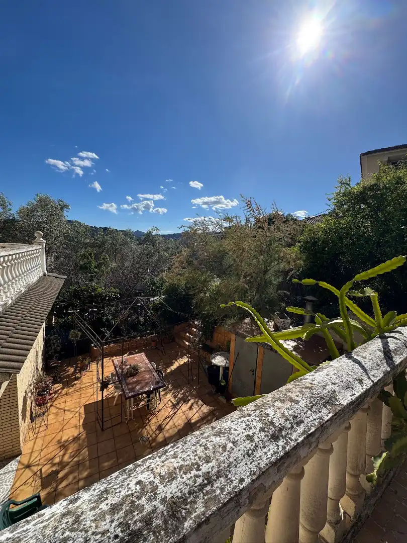 Terrassa de Casa o xalet en venda en Corbera de Llobregat amb Jardí privat, Balcó i Alarma