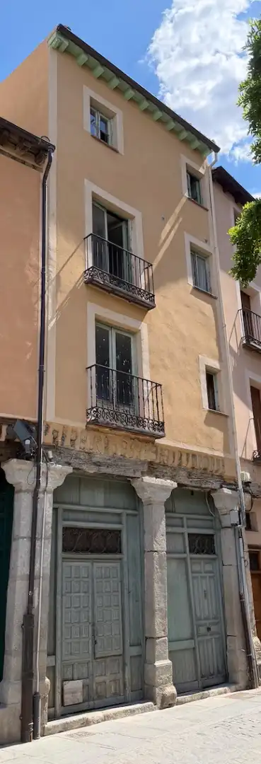 Terrassa de Casa o xalet en venda en Segovia amb Balcó