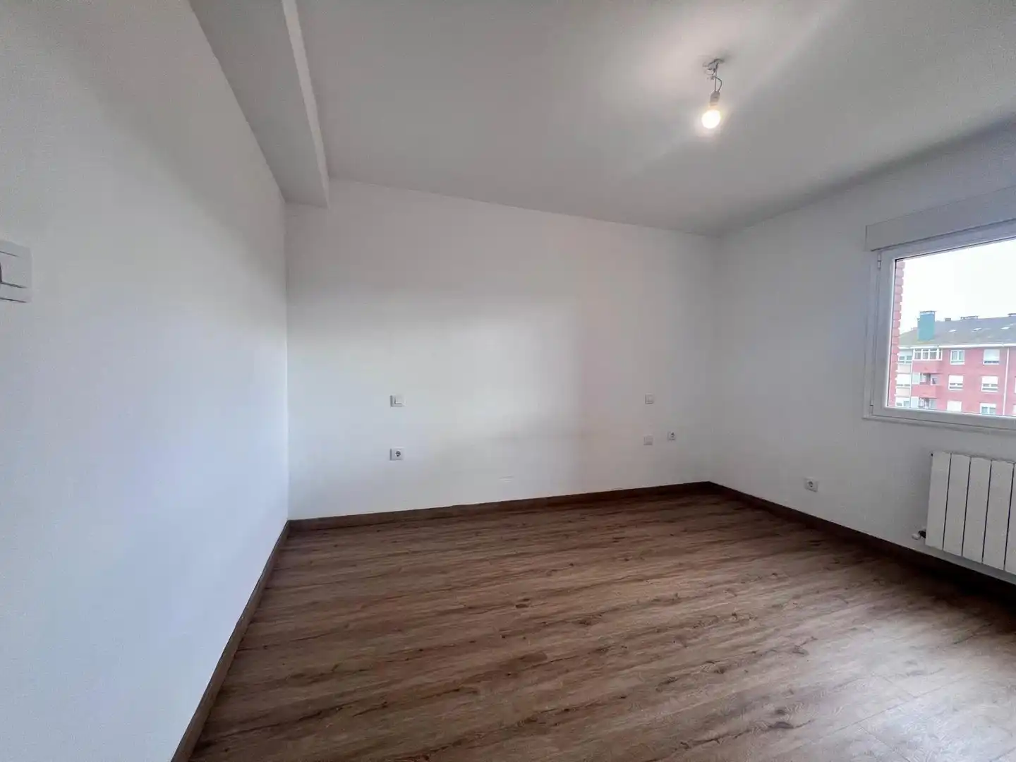 Pis en venda en Oviedo  amb Calefacció i Parquet