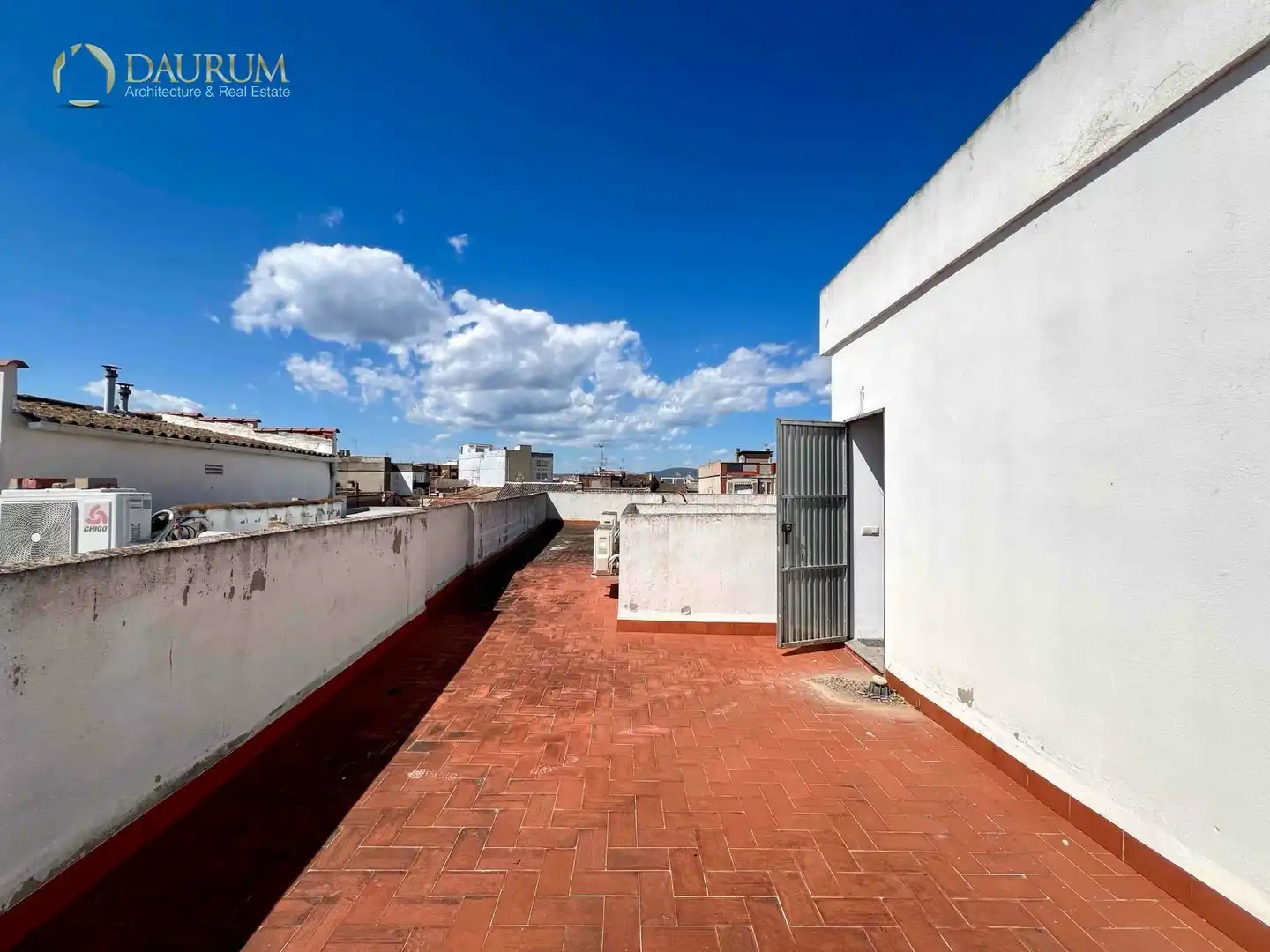 Außenansicht von Wohnung zum Verkauf in Villanueva de Castellón mit Terrasse