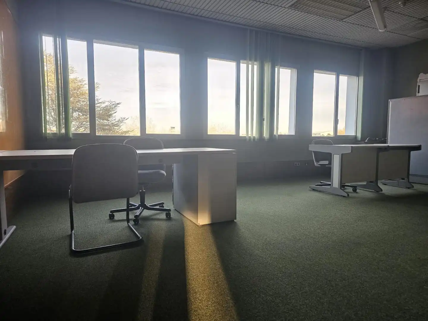 Büro zur Miete in Sant Quirze del Vallès mit Klimaanlage und Heizung