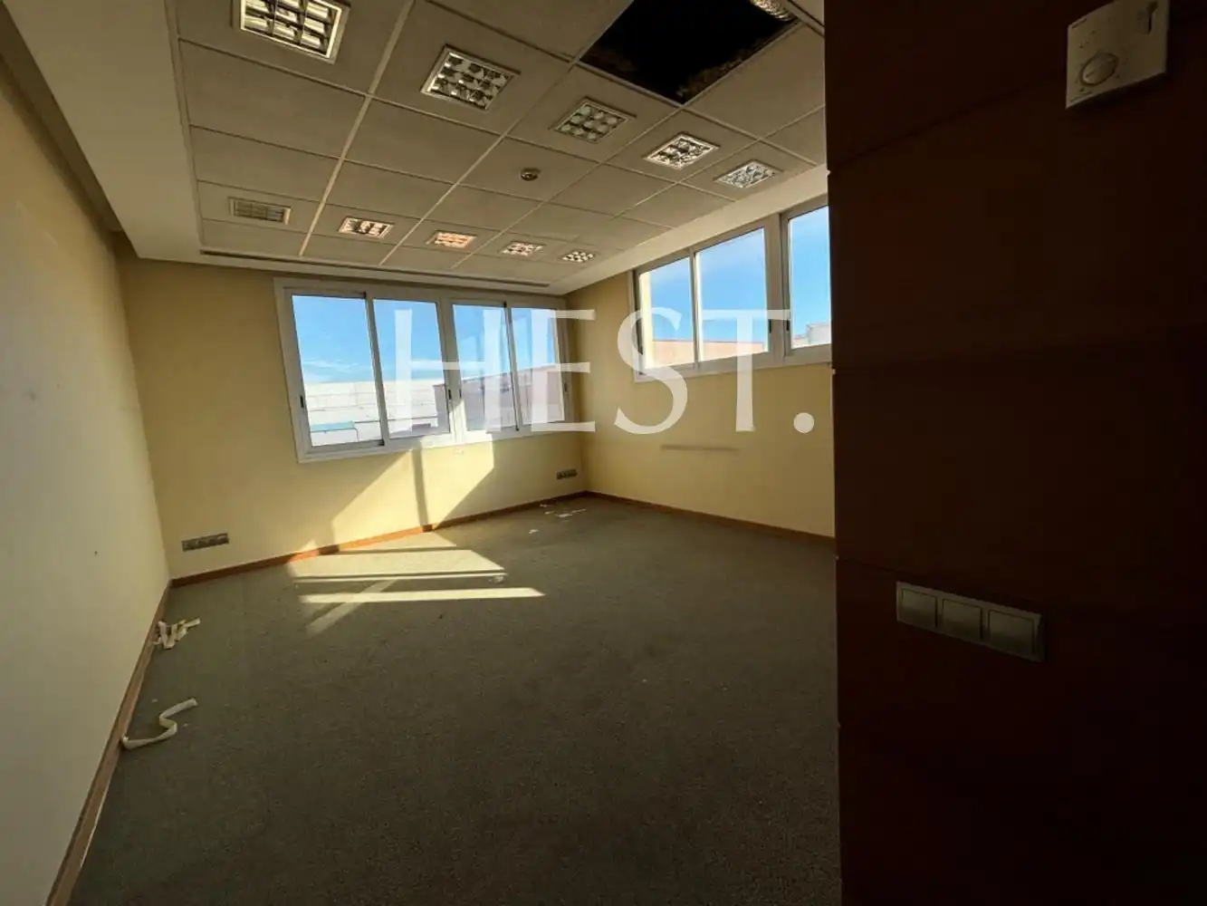 Industrial building for sale in Carrer del Tambor del Bruc, imagen 7