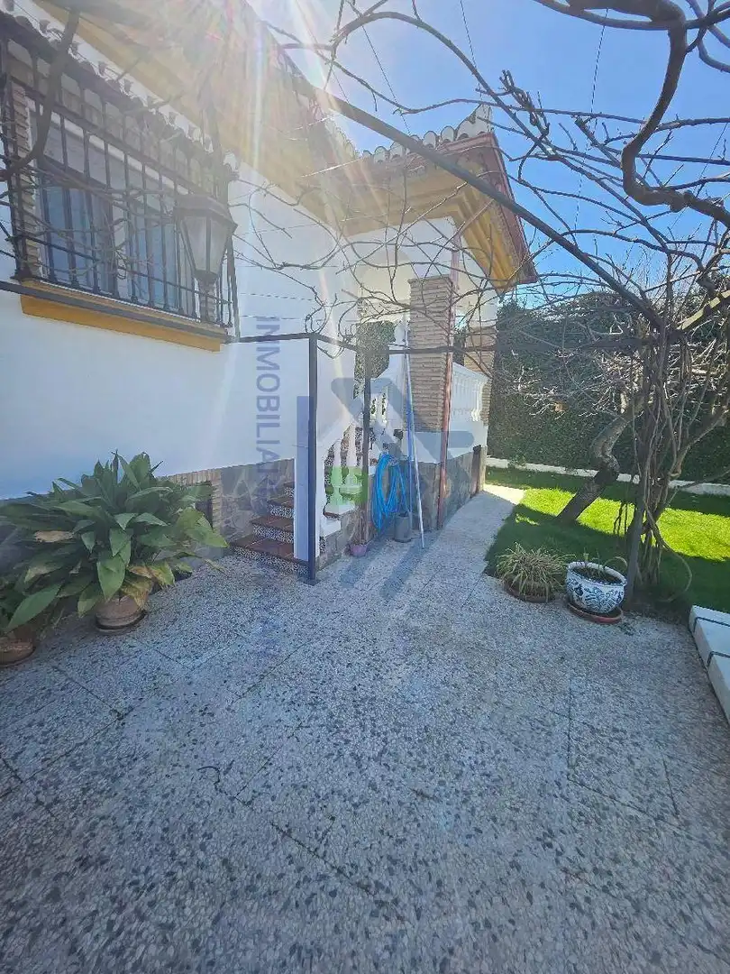 Jardín de Casa o chalet en venta en Ogíjares con Aire acondicionado, Calefacción y Jardín privado
