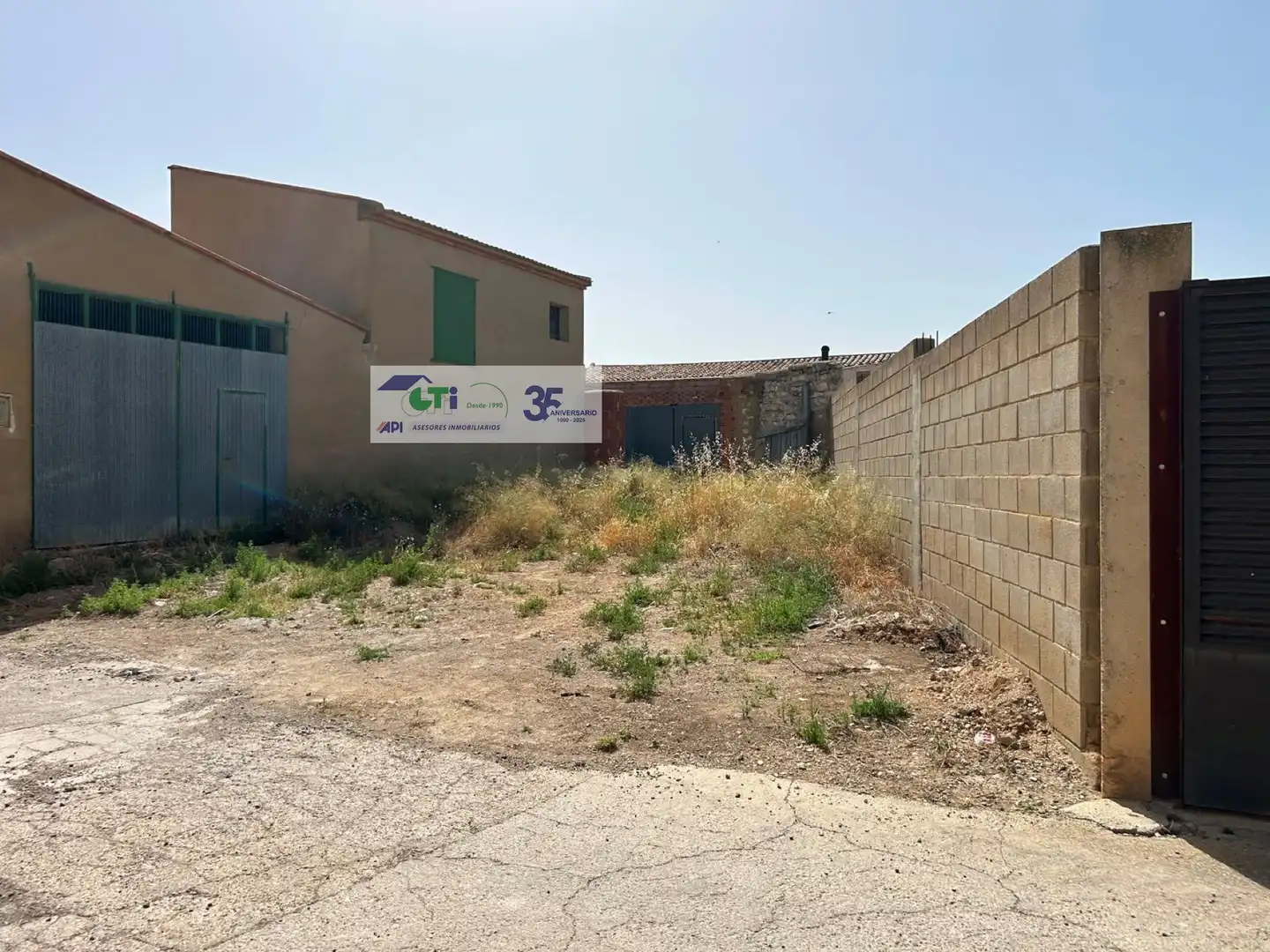 Terreny industrial en venda en Lécera