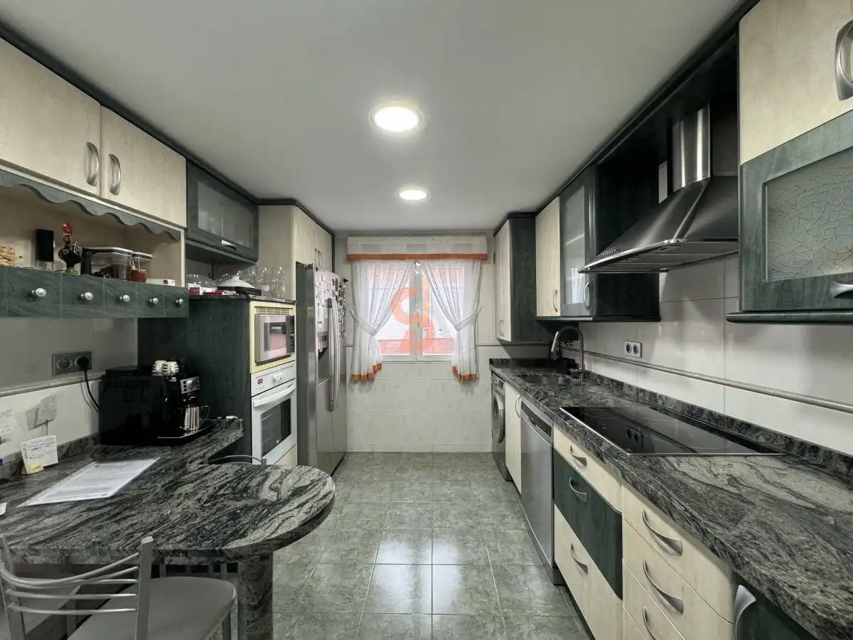 Casa amb terrassa en venda a RÍO PISUERGA, imagen 2