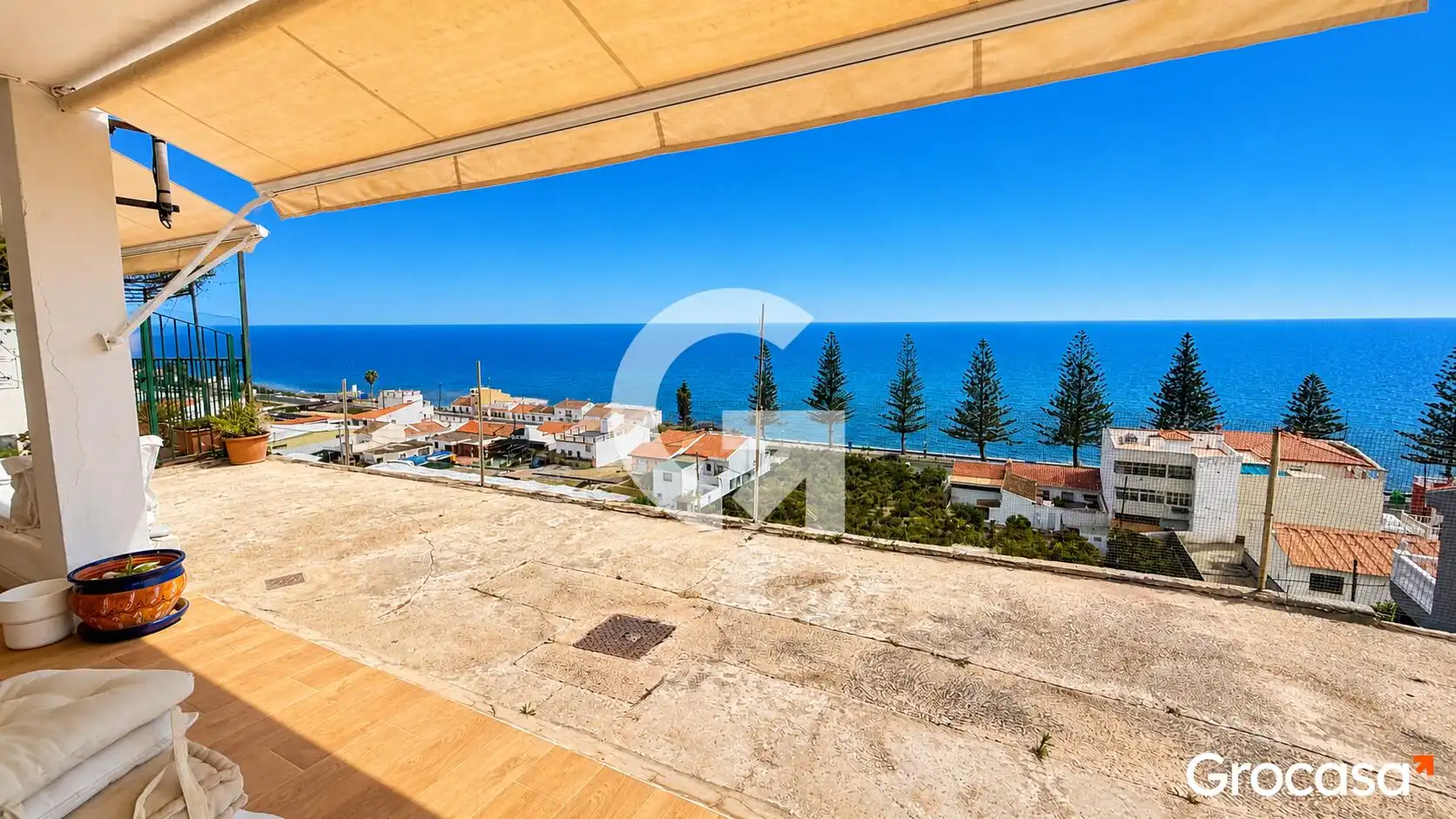 Vista exterior de Casa adosada en venta en Vélez-Málaga con Terraza, Trastero y Amueblado