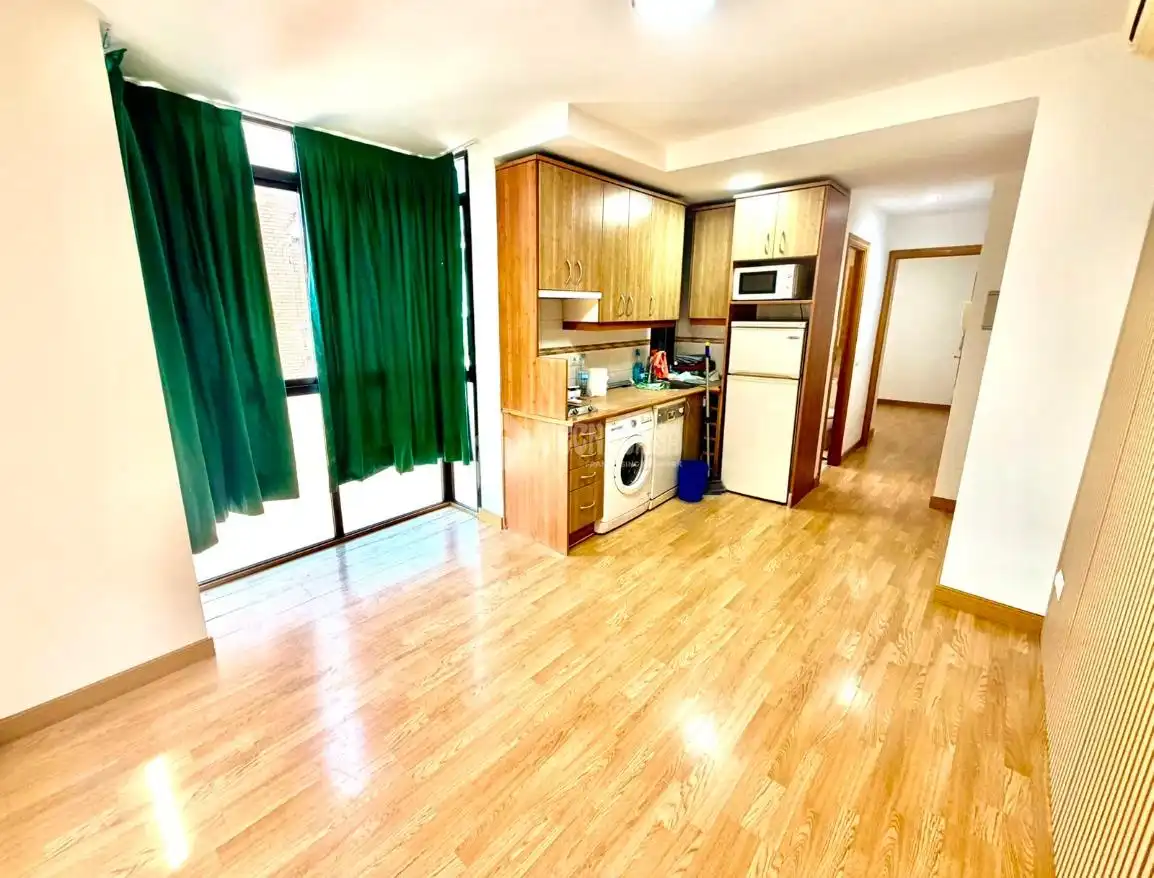 Exterior view of Flat for rent in Madrid  with Air Conditioner and Heating