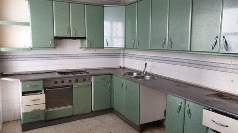 Foto 4 de Piso en venta en Avenida de la Constitución, 29, Don Benito, Badajoz