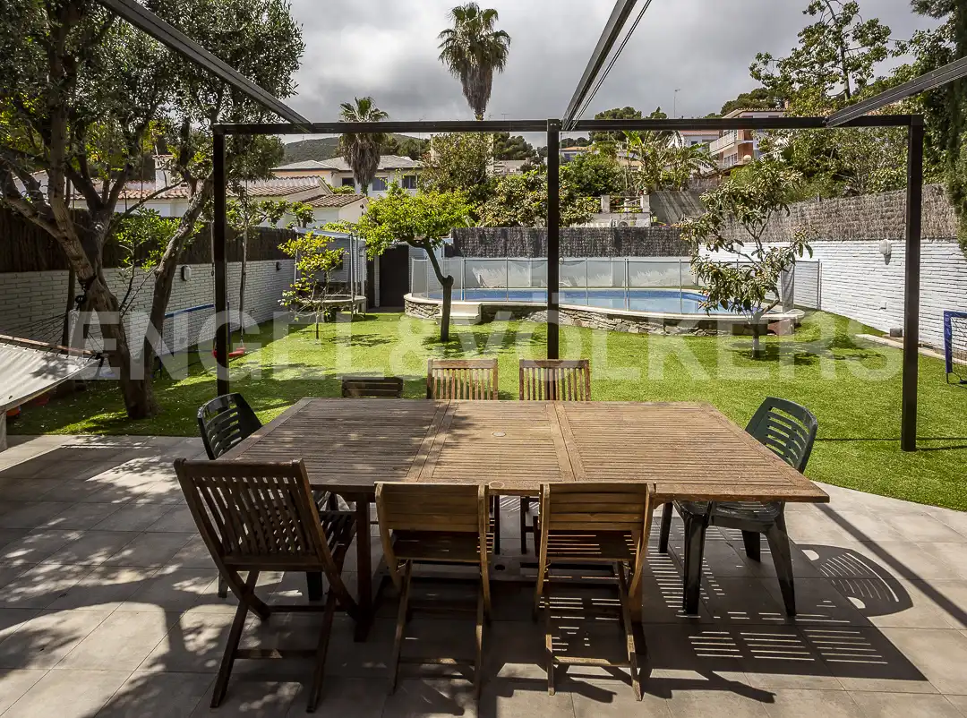 Garden of Houses for sale in Castelldefels  with Air Conditioner, Heating and Private garden