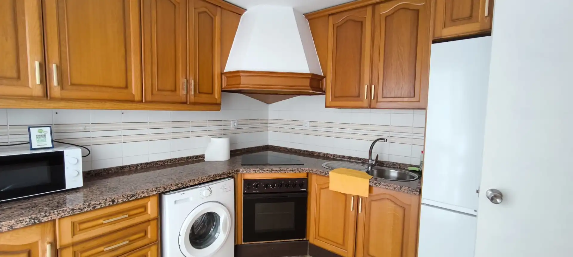 Flat for rent in Avenida de la Constitución de 1978, Camposoto - Gallineras