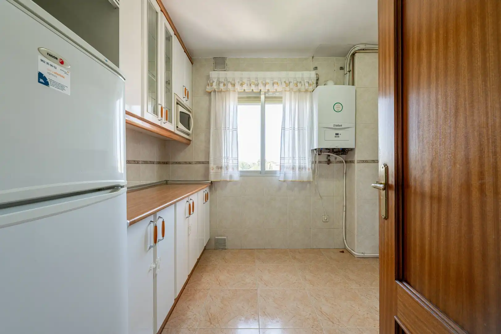 Cuina de Pis en venda en Madrid amb Calefacció i Terrassa