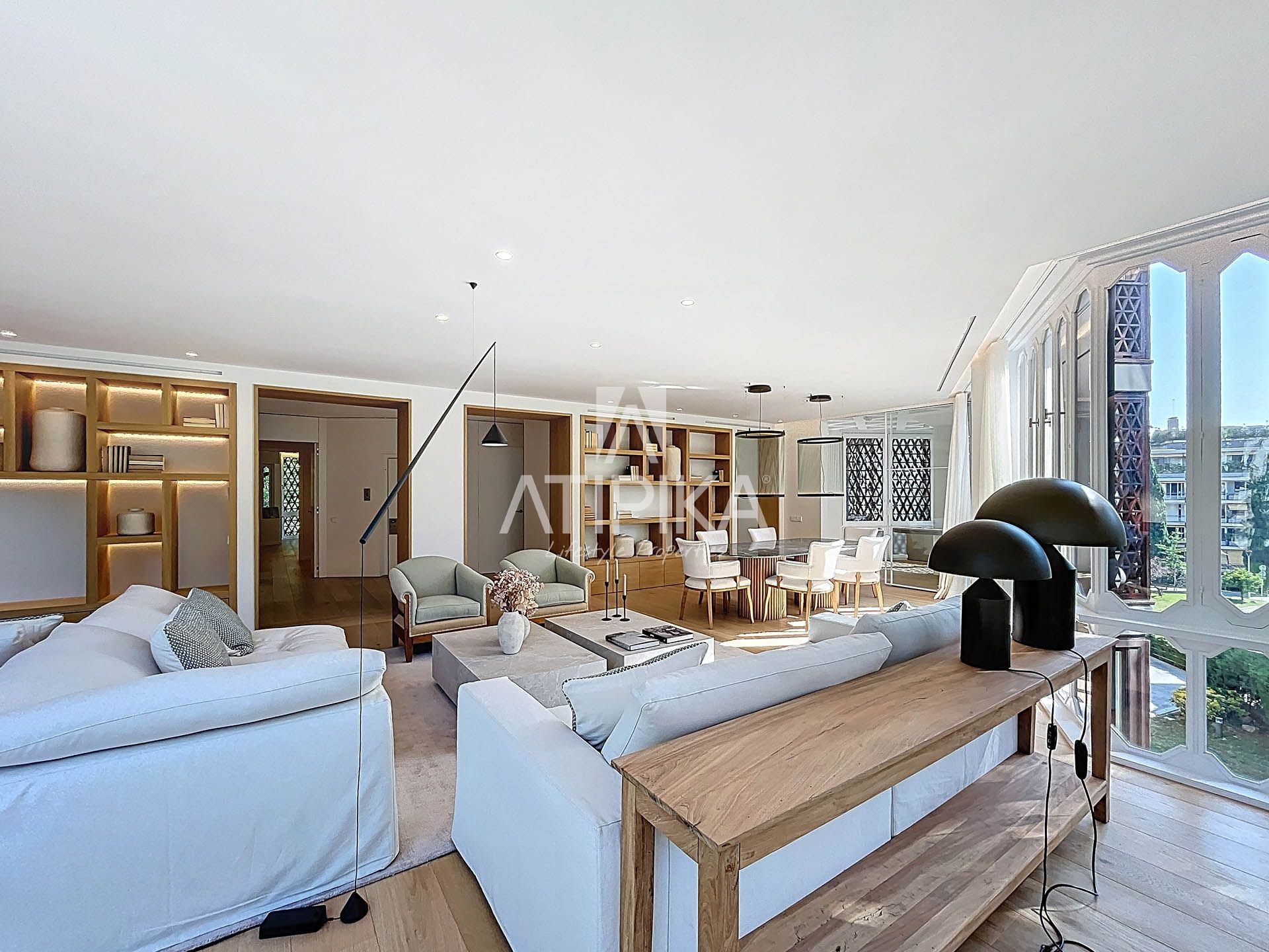 Sala d'estar de Pis en venda en  Barcelona Capital amb Parquet, Terrassa i Piscina comunitària