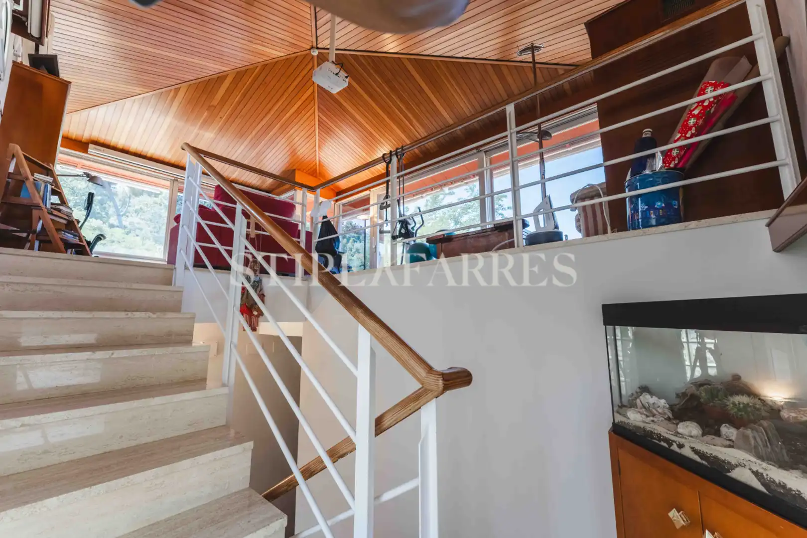 Haus oder Chalet zum Verkauf in Barcelona mit Klimaanlage, Heizung und Privatgarten