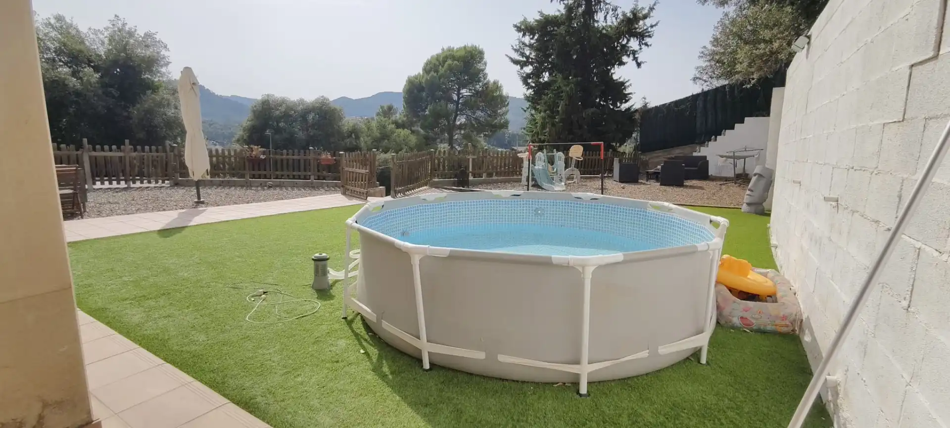 Piscina de Casa o xalet en venda en Cervelló amb Aire condicionat, Calefacció i Jardí privat