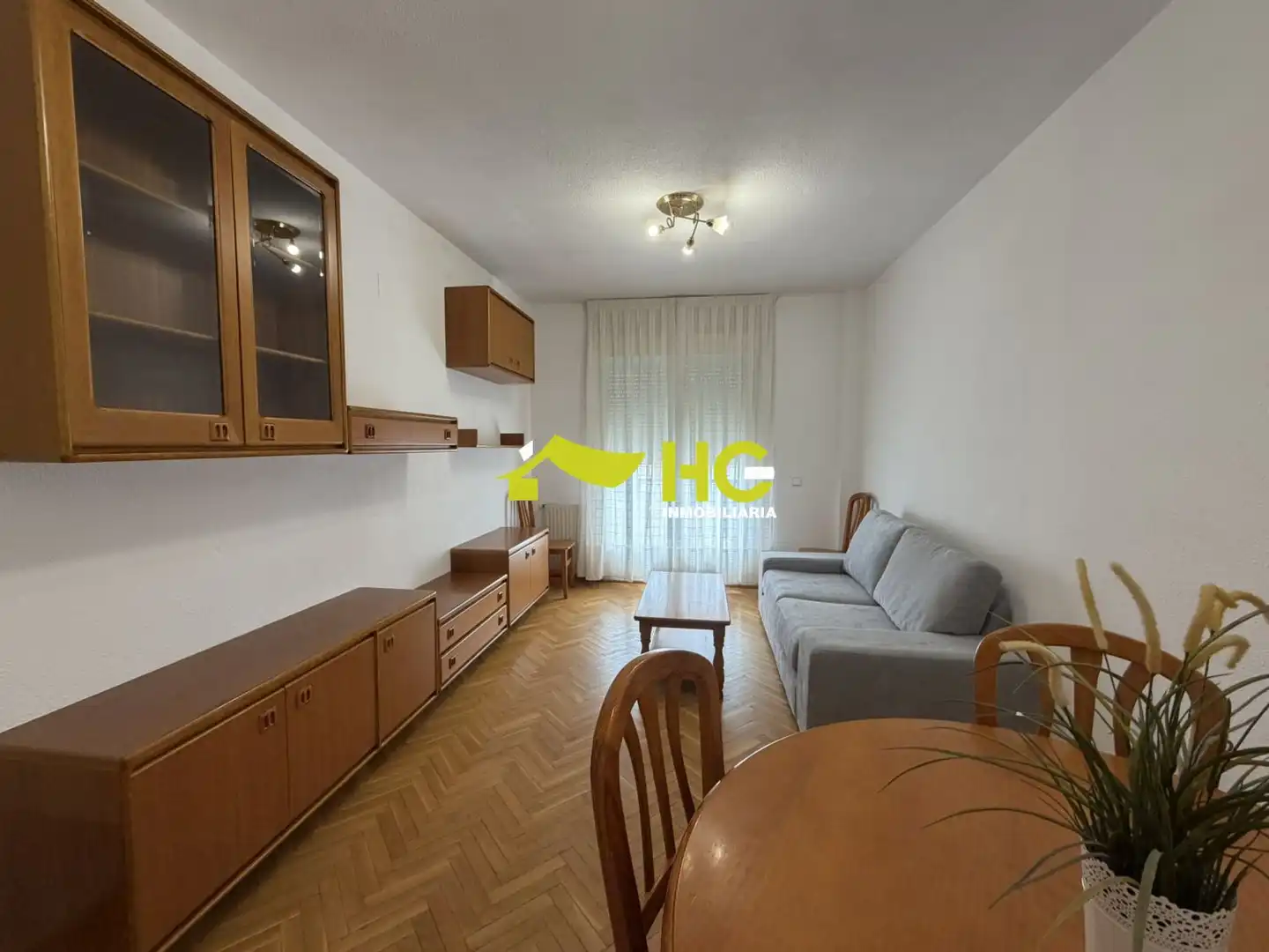 Living room of Flat for rent in Villaviciosa de Odón  with Heating, Parquet flooring and Furnished